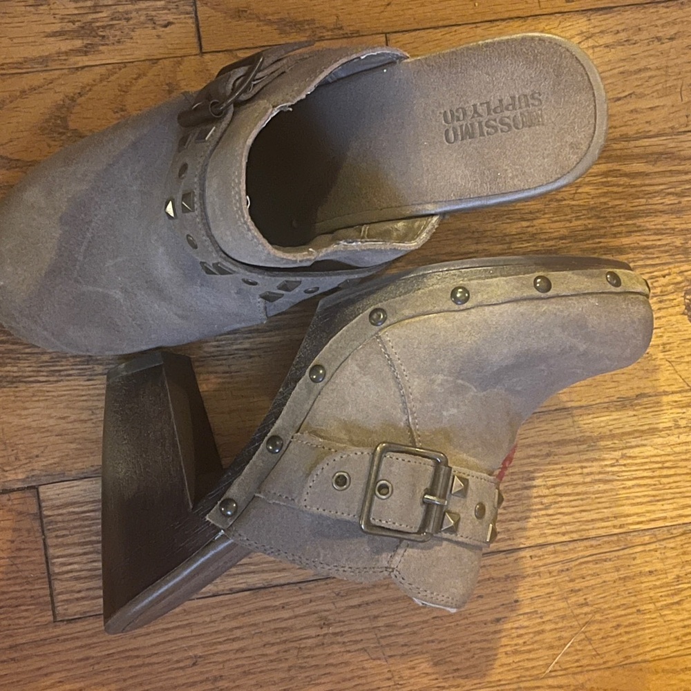 Mossimo heels size 9